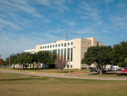 Bossier CourtHouse - Walton Construction, Shreveport Divison; five (5) stories - composite structure - Benton, Louisiana